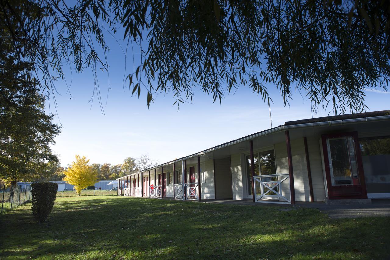 Mape Hotel Dampierre-en-Burly Esterno foto
