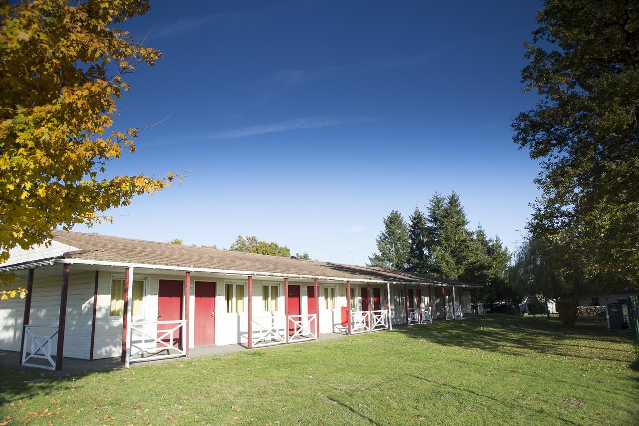 Mape Hotel Dampierre-en-Burly Esterno foto