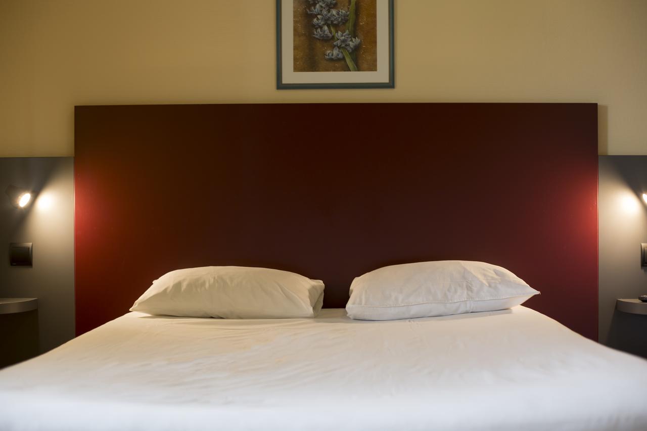 Mape Hotel Dampierre-en-Burly Esterno foto