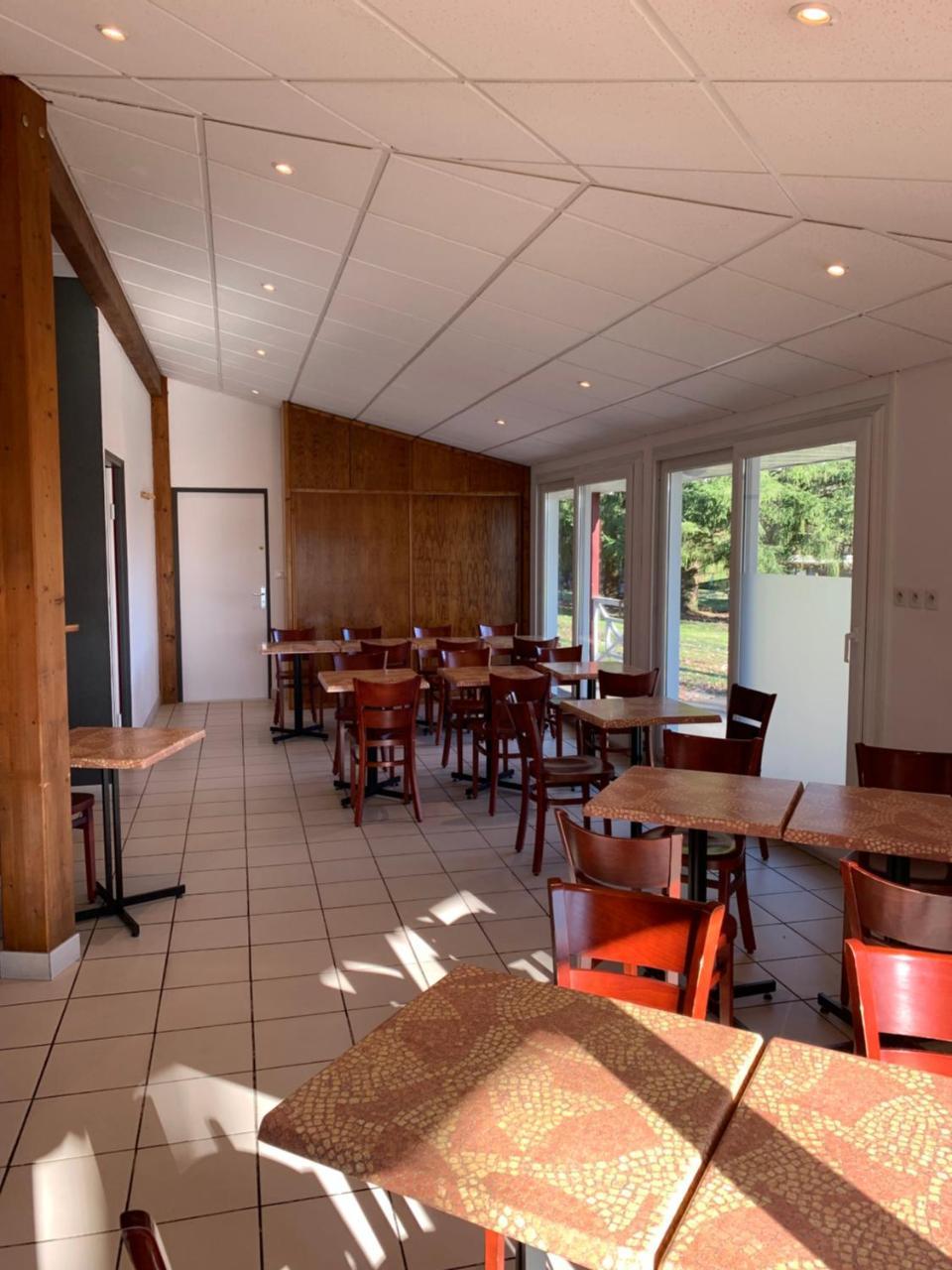 Mape Hotel Dampierre-en-Burly Esterno foto