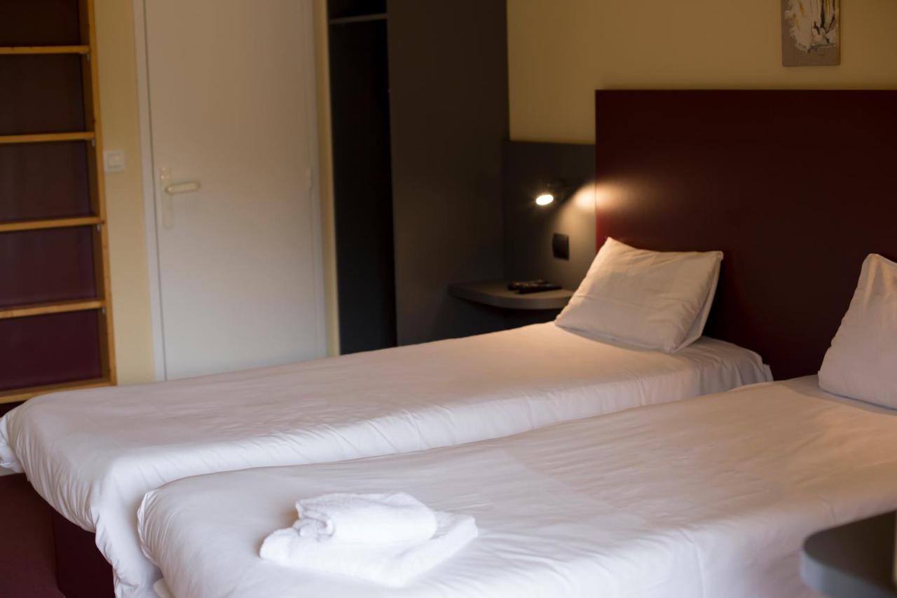 Mape Hotel Dampierre-en-Burly Esterno foto